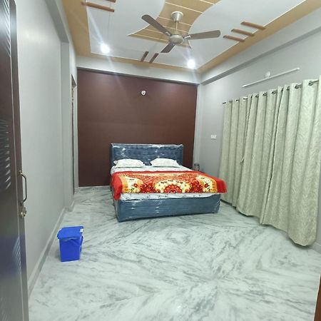 Sarvodaya Residency Hotel Ayodhya Exterior photo